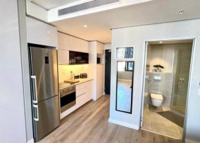 No Load Shedding-Stylish Studio with Pool